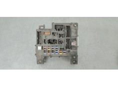 CAJA RELES / FUSIBLES 8637A318 