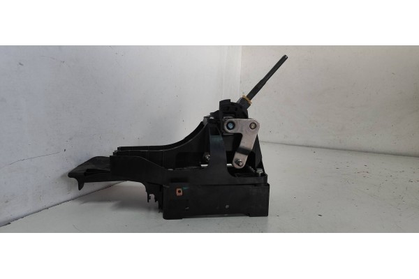 Recambio de palanca cambio para opel insignia berlina 2.0 16v cdti referencia OEM IAM 55563829  