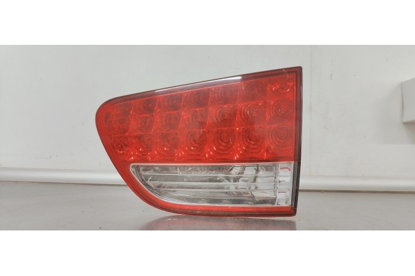 Recambio de piloto trasero derecho interior para citroen c-crosser 2.2 d referencia OEM IAM 1146380R  