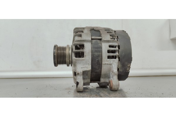 Recambio de alternador para audi a4 ber. (b8) 2.0 tdi referencia OEM IAM 0125711130  