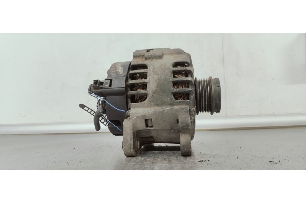 Recambio de alternador para audi a4 berlina (8e) 1.9 tdi (96kw) referencia OEM IAM 028903029R  