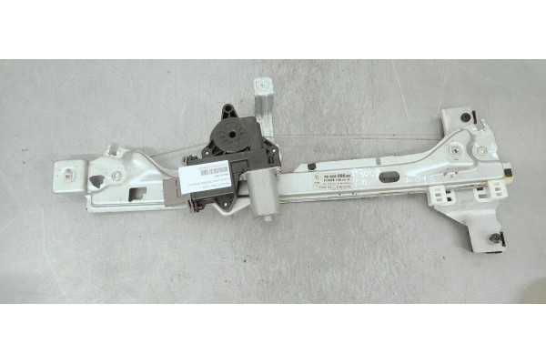 Recambio de elevalunas trasero derecho para peugeot 3008 1.6 hdi referencia OEM IAM 9682808680  