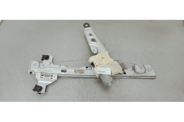 Recambio de elevalunas delantero derecho para peugeot 3008 1.6 hdi referencia OEM IAM 9682808880  