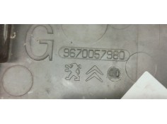 Recambio de moldura para peugeot 3008 1.6 hdi referencia OEM IAM 9670057980  
