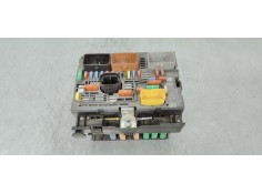 Recambio de caja reles / fusibles para peugeot 3008 1.6 hdi referencia OEM IAM 9807028580  