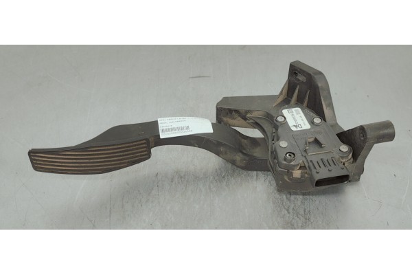 Recambio de pedal acelerador para opel meriva 1.6 16v referencia OEM IAM 93335443  