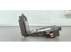 Recambio de caja reles / fusibles para peugeot 3008 1.6 hdi referencia OEM IAM 9810872780  