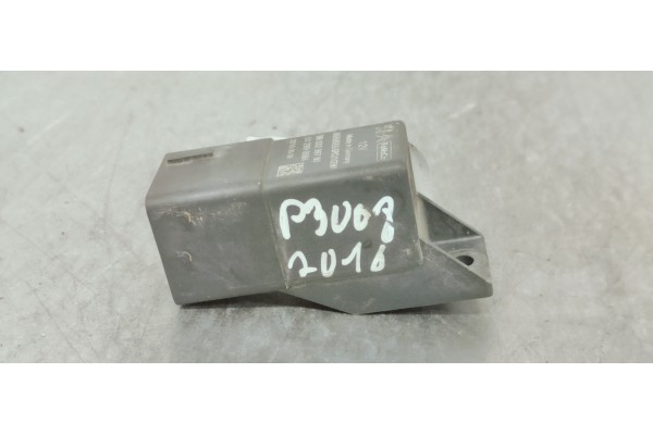 Recambio de caja precalentamiento para peugeot 3008 1.6 hdi referencia OEM IAM 9803299780  