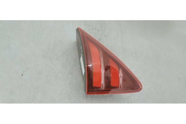 Recambio de piloto trasero izquierdo interior para peugeot 3008 1.6 hdi referencia OEM IAM 9805511380  