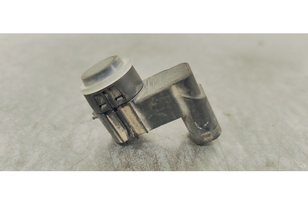 Recambio de sensor de aparcamiento para peugeot 3008 1.6 hdi referencia OEM IAM 9677782977  