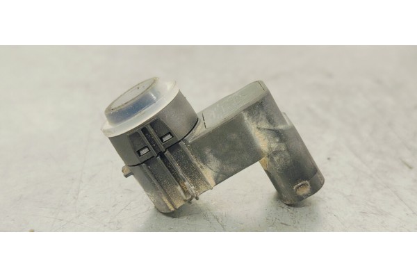 Recambio de sensor de aparcamiento para peugeot 3008 1.6 hdi referencia OEM IAM 9677782977  