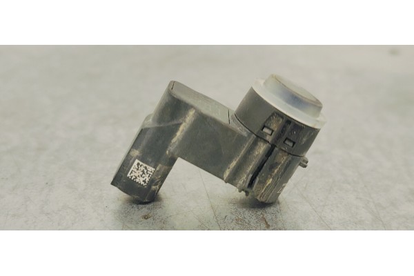 Recambio de sensor de aparcamiento para peugeot 3008 1.6 hdi referencia OEM IAM 9677782977  