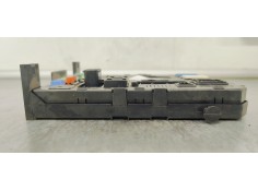 Recambio de caja reles / fusibles para peugeot 3008 1.6 hdi referencia OEM IAM 9812189980  