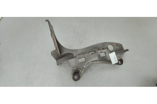 Recambio de soporte paragolpes trasero para peugeot 3008 1.6 hdi referencia OEM IAM 9685552477  