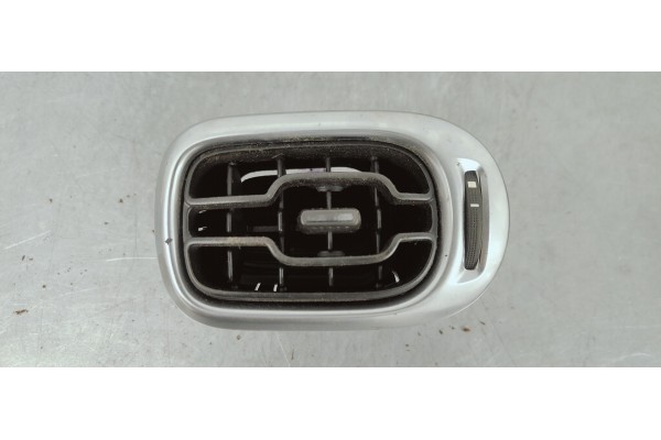 Recambio de rejilla aireadora para citroen c3 picasso 1.6 hdi referencia OEM IAM 9683043377  