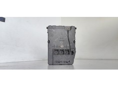 Recambio de caja reles / fusibles para renault scenic ii 1.9 dci diesel referencia OEM IAM 8200306437  