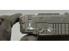 Recambio de caja reles / fusibles para citroen c4 cactus 1.5 hdi referencia OEM IAM 983070768000  