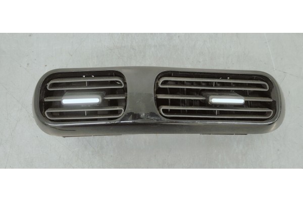 Recambio de rejilla aireadora para citroen c4 cactus 1.5 hdi referencia OEM IAM 9800167777  