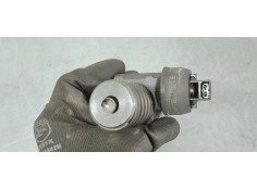 Recambio de inyector para volkswagen passat berlina (3b3) 1.9tdi 130 4x4 referencia OEM IAM 038130073AR  