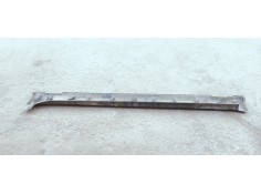 Recambio de faldon lateral para citroen c4 cactus 1.5 hdi referencia OEM IAM 9823576977  