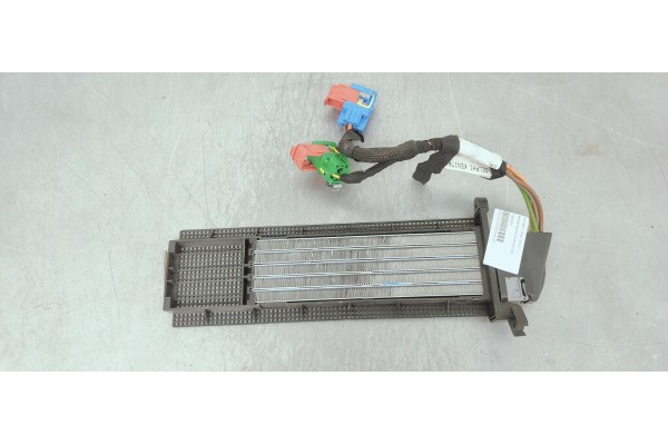 Recambio de resistencia calefaccion para peugeot 3008 1.6 hdi referencia OEM IAM T2392001  