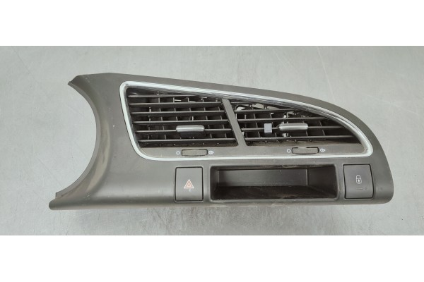 Recambio de rejilla aireadora para peugeot 3008 1.6 hdi referencia OEM IAM   