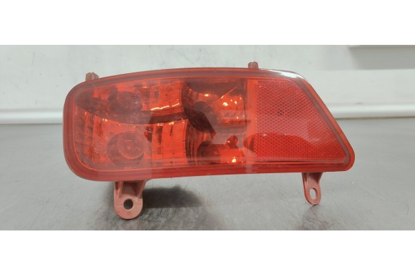 Recambio de piloto trasero izquierdo paragolpes para peugeot 3008 1.6 hdi referencia OEM IAM 9685463380  