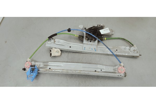 Recambio de elevalunas delantero derecho para citroen c3 picasso 1.6 hdi referencia OEM IAM 9673654080  