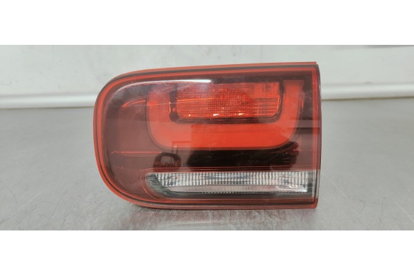 Recambio de piloto trasero derecho interior para citroen c4 cactus 1.5 hdi referencia OEM IAM 9821352180  