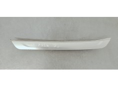 Recambio de molduras traseras para bmw serie 7 (g11/g12) 6a350000 referencia OEM IAM 51477378052  
