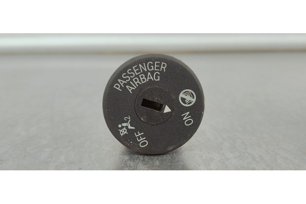Recambio de interruptor para bmw serie 7 (g11/g12) 6a350000 referencia OEM IAM 9326501  