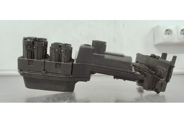 Recambio de modulo electronico para bmw serie 7 (g11/g12) 6a350000 referencia OEM IAM 9339825  