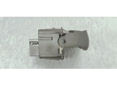 Recambio de freno de mano electrico para peugeot 3008 1.6 hdi referencia OEM IAM 9666405677  