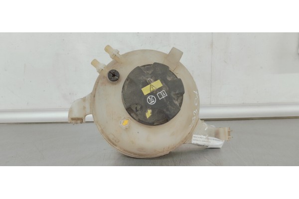 Recambio de deposito expansion para bmw serie 7 (g11/g12) 6a350000 referencia OEM IAM 8610654  
