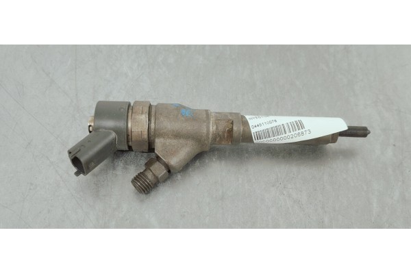 Recambio de inyector para peugeot 307 (s1) xr clim referencia OEM IAM 0445110076  