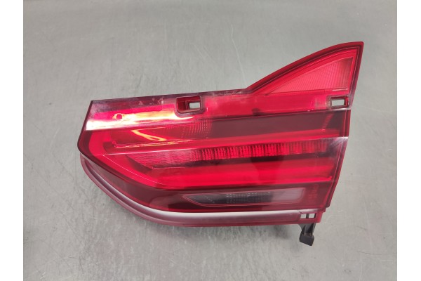 Recambio de piloto trasero derecho interior para bmw serie 7 (g11/g12) 6a350000 referencia OEM IAM 2583244  