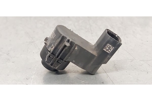 Recambio de sensor de aparcamiento para peugeot 3008 1.6 hdi referencia OEM IAM 9677782977  