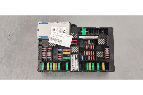 Recambio de caja reles / fusibles para bmw serie 7 (g11/g12) 6a350000 referencia OEM IAM 61149377503  