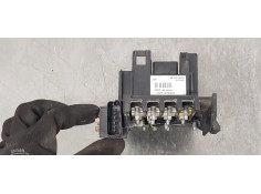 Recambio de caja reles / fusibles para peugeot 5008 2.0 hdi referencia OEM IAM 9666527580  