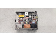 Recambio de caja reles / fusibles para peugeot 5008 2.0 hdi referencia OEM IAM 9675877980  