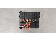 Recambio de caja reles / fusibles para peugeot 5008 2.0 hdi referencia OEM IAM 9675877980  