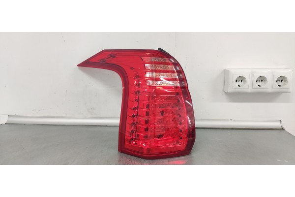 Recambio de piloto trasero izquierdo para peugeot 5008 2.0 hdi referencia OEM IAM 9672666580  