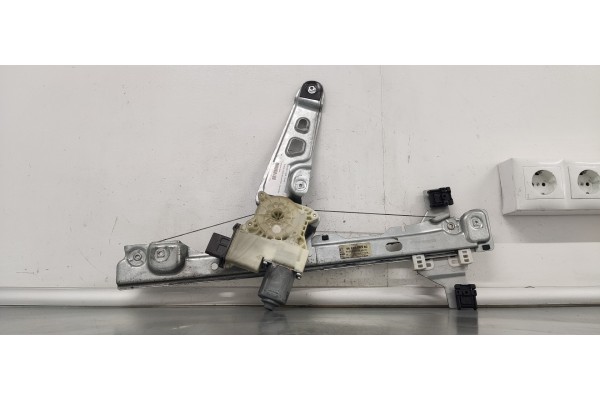 Recambio de elevalunas delantero izquierdo para peugeot 5008 2.0 hdi referencia OEM IAM 9682808980  