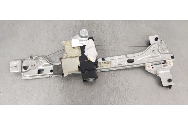 Recambio de elevalunas trasero derecho para peugeot 5008 2.0 hdi referencia OEM IAM 9683670680  