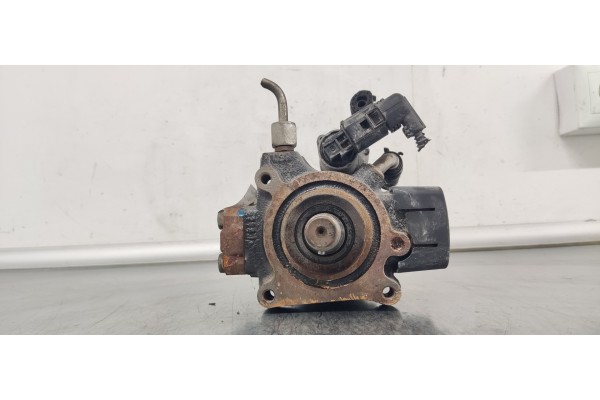 Recambio de bomba inyeccion para seat ibiza iv berlina 1.6 tdi 90 fap referencia OEM IAM 03L130755E  