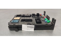 Recambio de caja reles / fusibles para peugeot 5008 2.0 hdi referencia OEM IAM 281197595  
