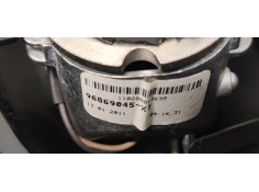 Recambio de espejo para peugeot 5008 2.0 hdi referencia OEM IAM E8025207  