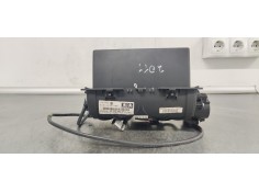 Recambio de pantalla multifuncion para peugeot 5008 2.0 hdi referencia OEM IAM 96735367ZD  