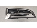 Recambio de rejilla aireadora para peugeot 5008 2.0 hdi referencia OEM IAM 9686528077  