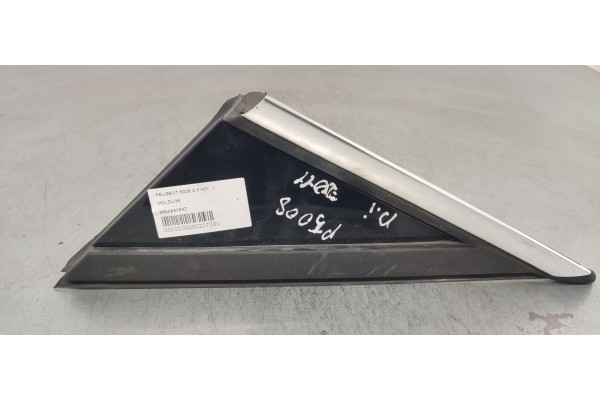 Recambio de moldura para peugeot 5008 2.0 hdi referencia OEM IAM 96859483XT  
